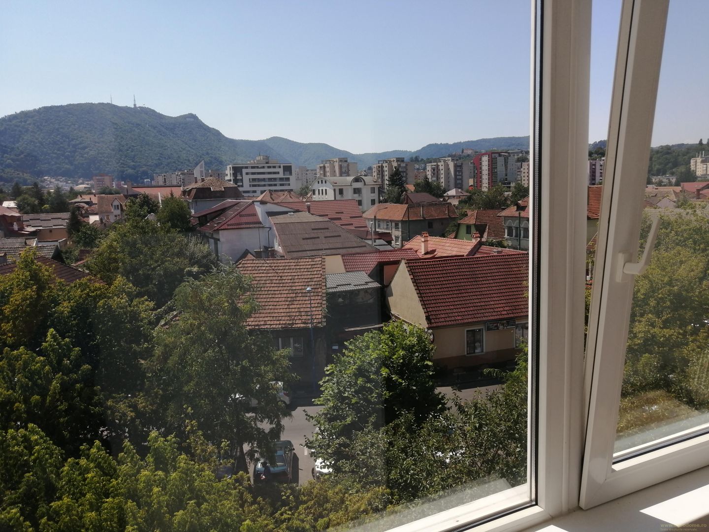 Închiriere apartament 3 camere – confort 1, decomandat. - Poză 19