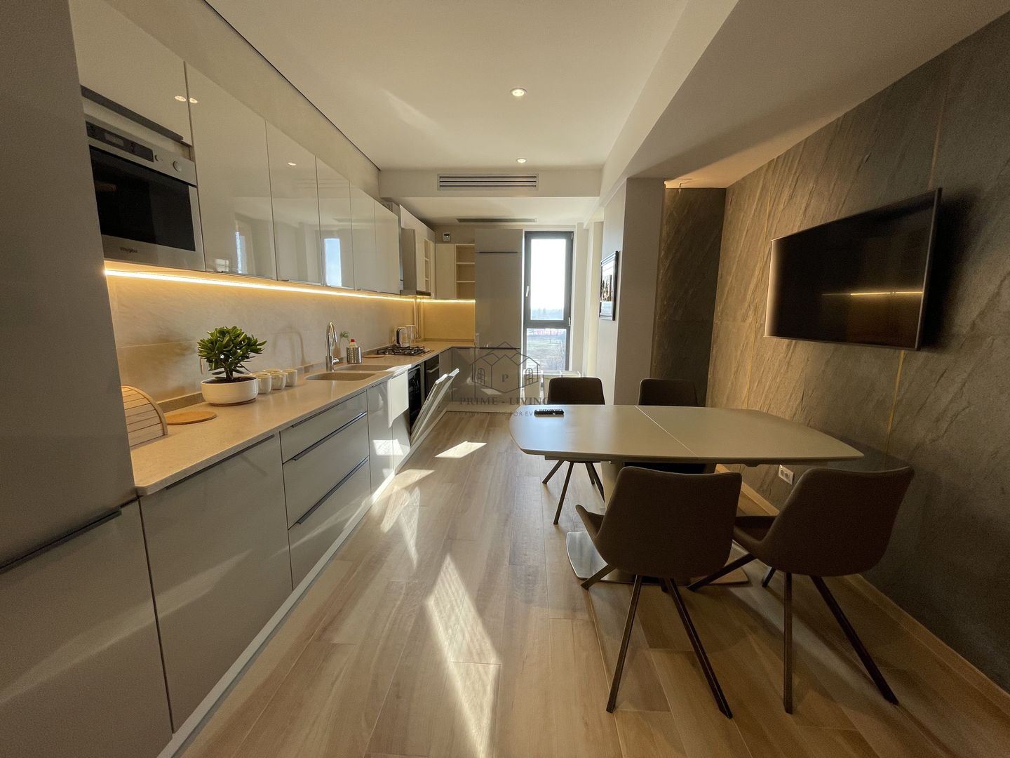 APARTAMENT DE LUX CU 3 CAMERE LA INCHIRIERE IN COMPLEX REZIDENTIAL - Poză 7