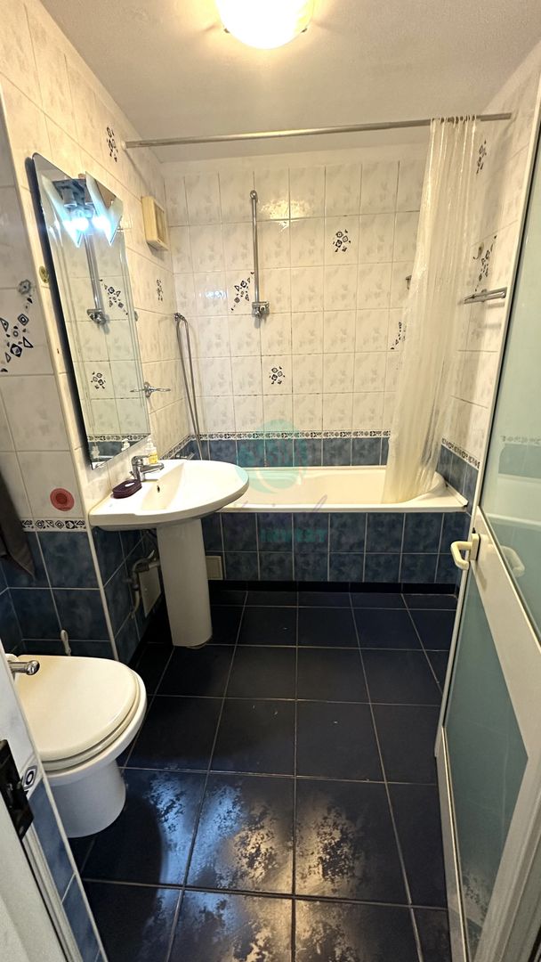 4 camere decomandate Cal Calarasilor - Poză 9