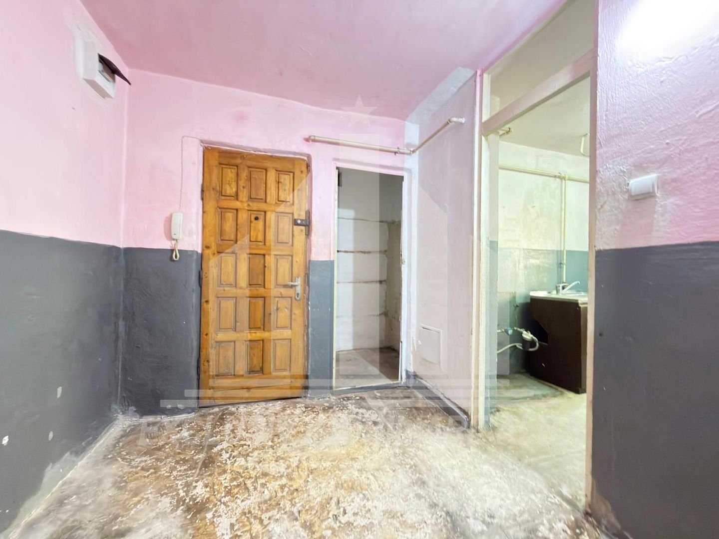 Apartament 2 camere | 50 mp | De renovat | Cetate-Mercur - Poză 2