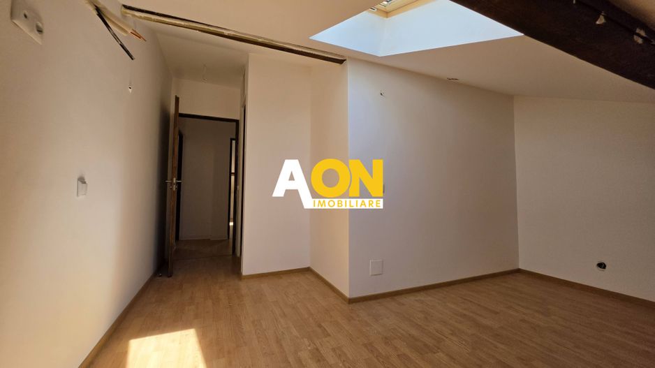 Apartament 5 camere, renovat, 68 mp utili + mansarda 52 mp,  Cetate - Poză 20