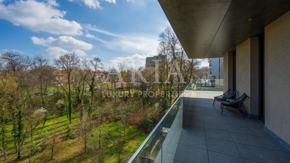 One Rahmaninov - A new standard of luxury - park view - Poză 5