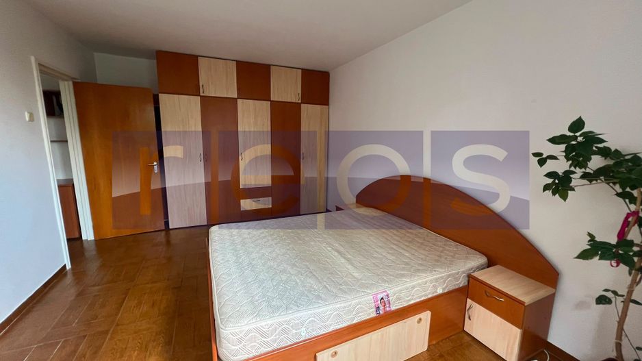Vanzare 2 camere mobilat | Zona Ozana etaj 3/4 - Poză 3