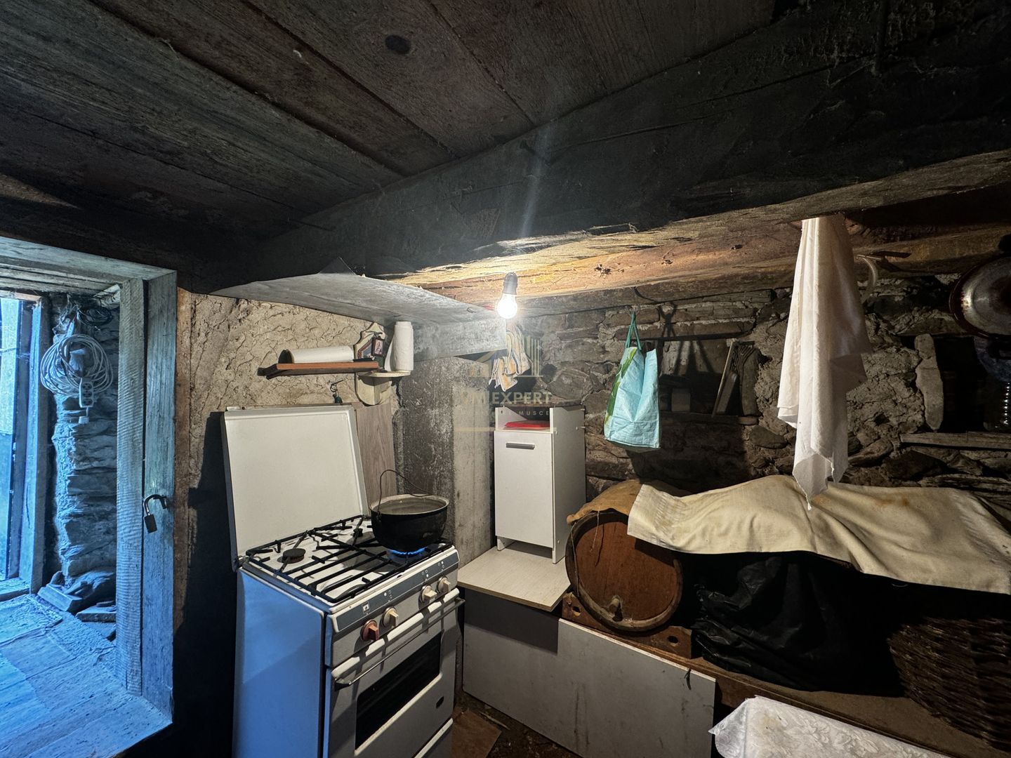 CASA 3 CAMERE, TEREN 1069 MP, COMUNA STOENESTI, ARGES - Poză 43