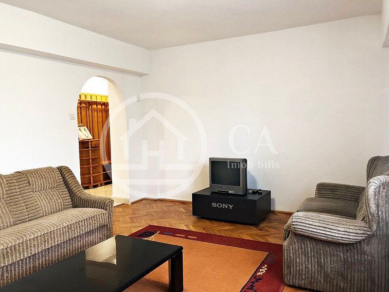 Apartament cu 3 camere de vanzare in zona Centrala, Oradea - Poză 4