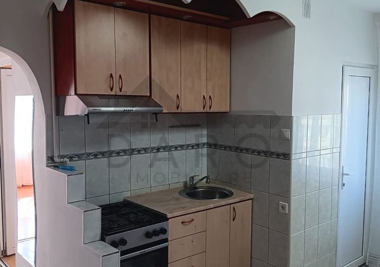 Inchiriez apartament 3 camere + 2 bai (ZONA UNIRII) - Poză 4
