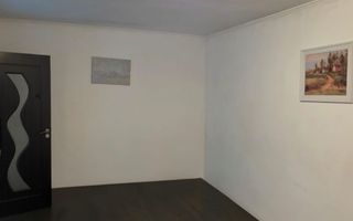 Apartament 3 camere Lenin Sud | Centrala Proprie | Etaj 3 | Boxa | - Poză 6
