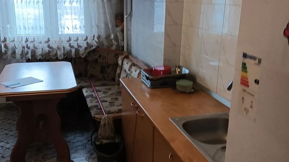 2 camere decomandat, mobilat complet, 3 min metrou Costin Georgian - Poză 7