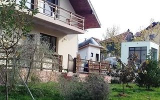 VILA DE VANZARE, CAMPULUNG, ZONA MARCUS, 150 MP, TEREN 1843 MP - Poză 16