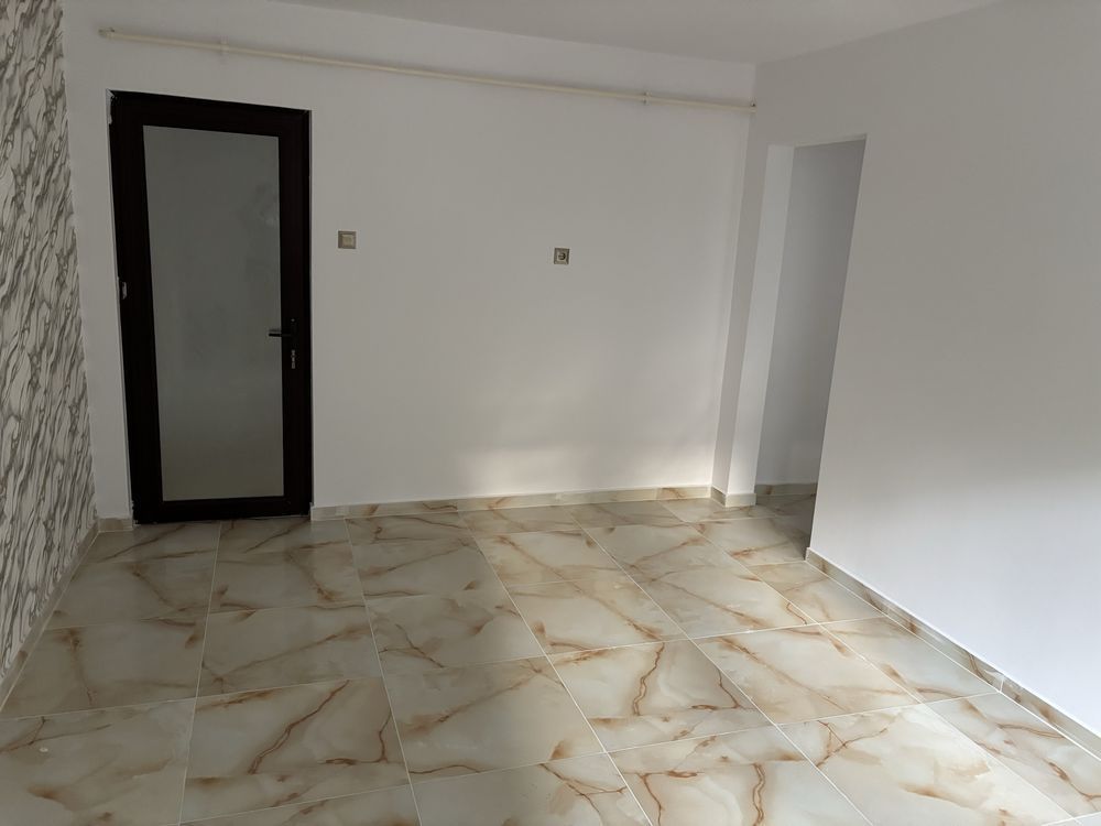 Apartament  2 cam Micro 40,parter - Poză 4