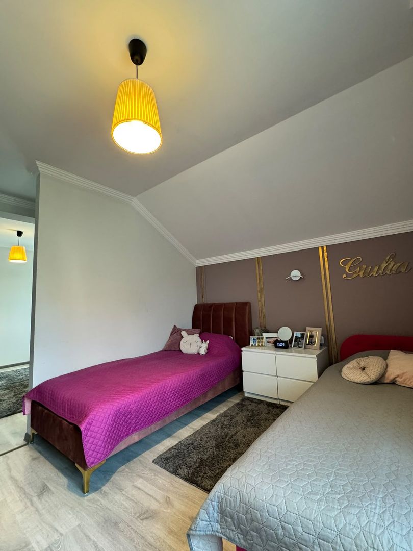 Casa Hidiselu de Jos mobilata utilata - Poză 10