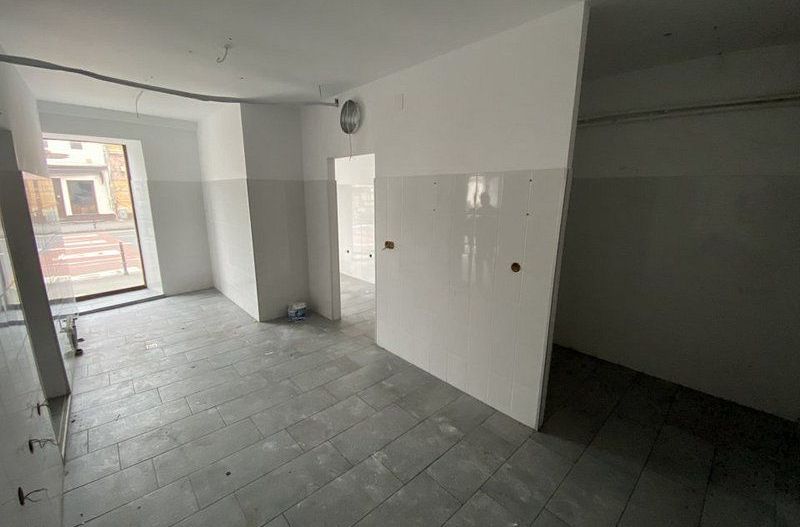 Spatiu comercial in centrul Brasovului - Poză 3