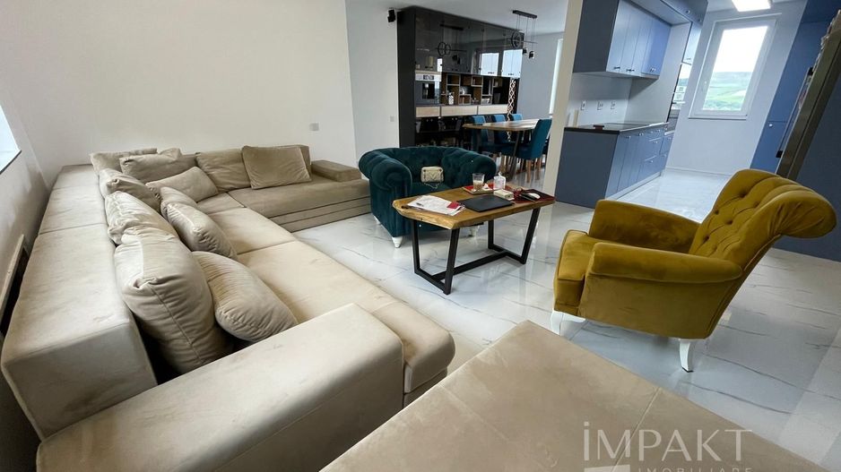 Penthouse Exclusivist cu 2 Terase Panoramice și Jacuzzi - Poză 3