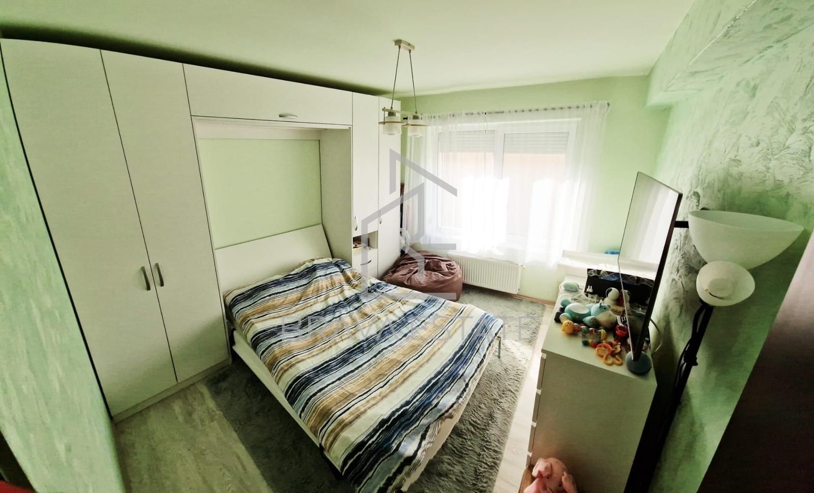 Apartament 3 camere, 2 balcoane, parcare, zona Urușagului. Florești - Poză 3