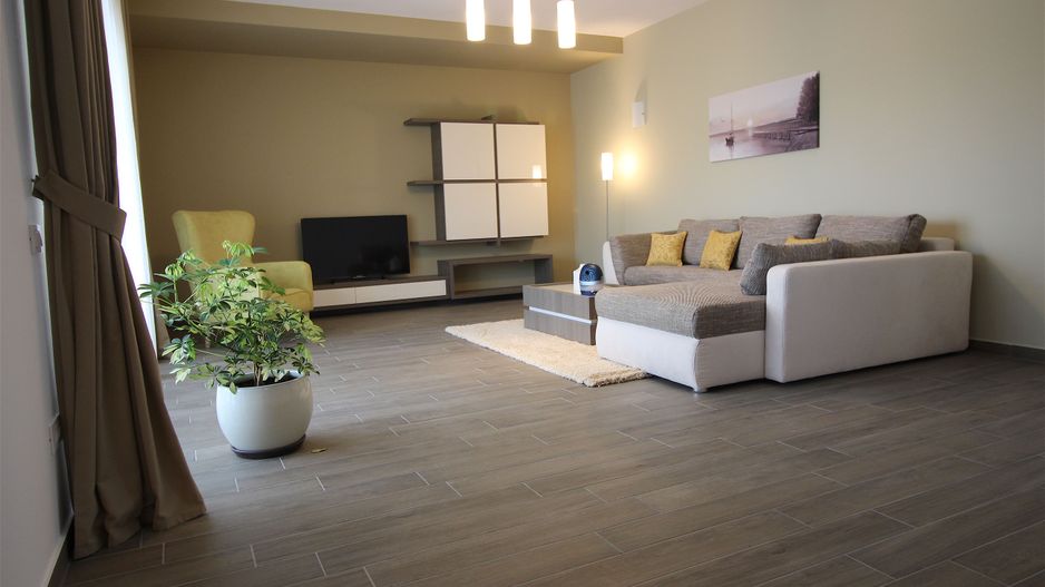 Apartament cu 3 camere de închiriat în zona Nord - Poză 1