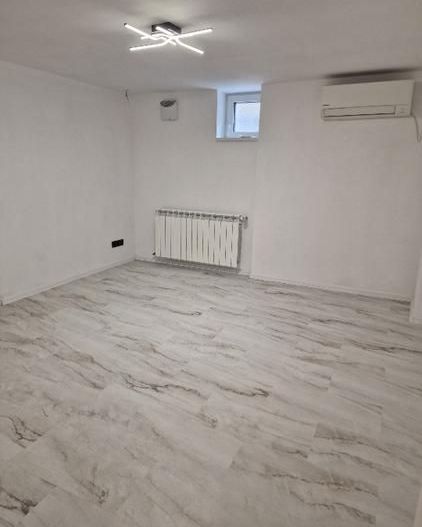Apartament 5 camere (Parter+Demisol) | Piata Romana | Prima inchiriere - Poză 12