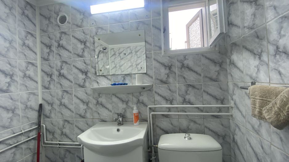 Casa de vanzare, trei camere, Vatra Luminoasa, 215,000 - Poză 7