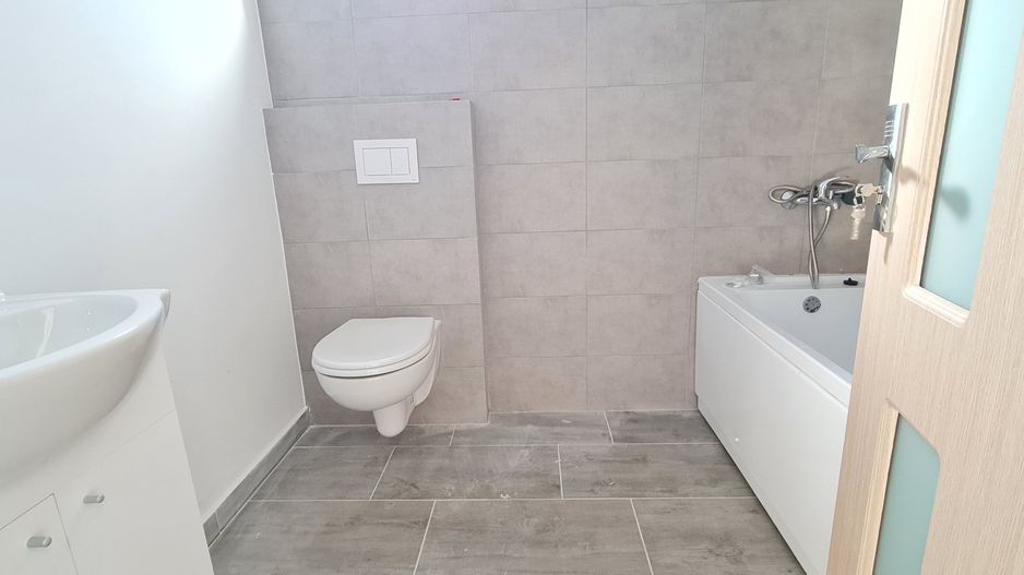 Casa finalizata intabulata in Cartier Izvor Tarlungeni Brasov - Poză 5