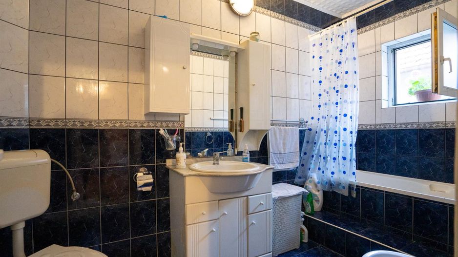 Casa Iosia Barcaului 6 camere - Poză 8