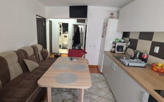 Apartament cu 2 camere decomandat de vânzare – Zona Stejarului - Poză 2
