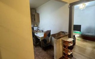2 camere, etaj 1, centrala termica, Calea Bucuresti - 113 000 Euro - Poză 8