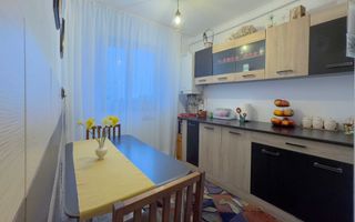 Apartament 2 camere decomandat, renovat,mobilat,utilat,centrala - Poză 3