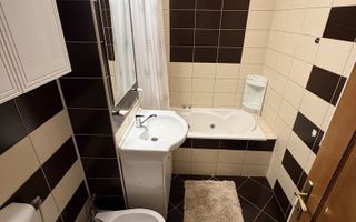 Apartament cu 3 camere de închiriat-Str Livezeni-Zona Tudor - Poză 6