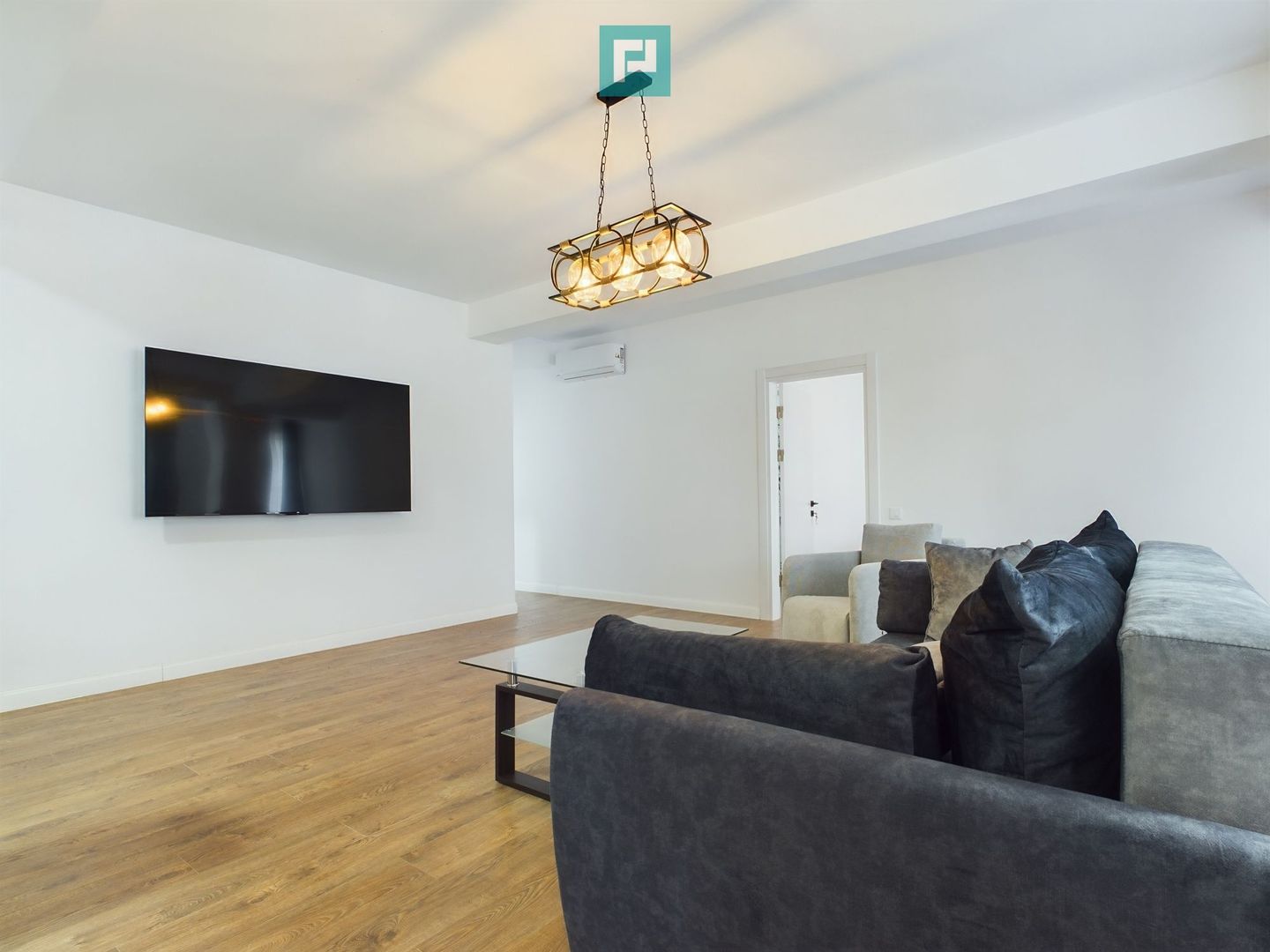 Apartament cu 3 camere Medicover Piata Victoriei - Poză 31