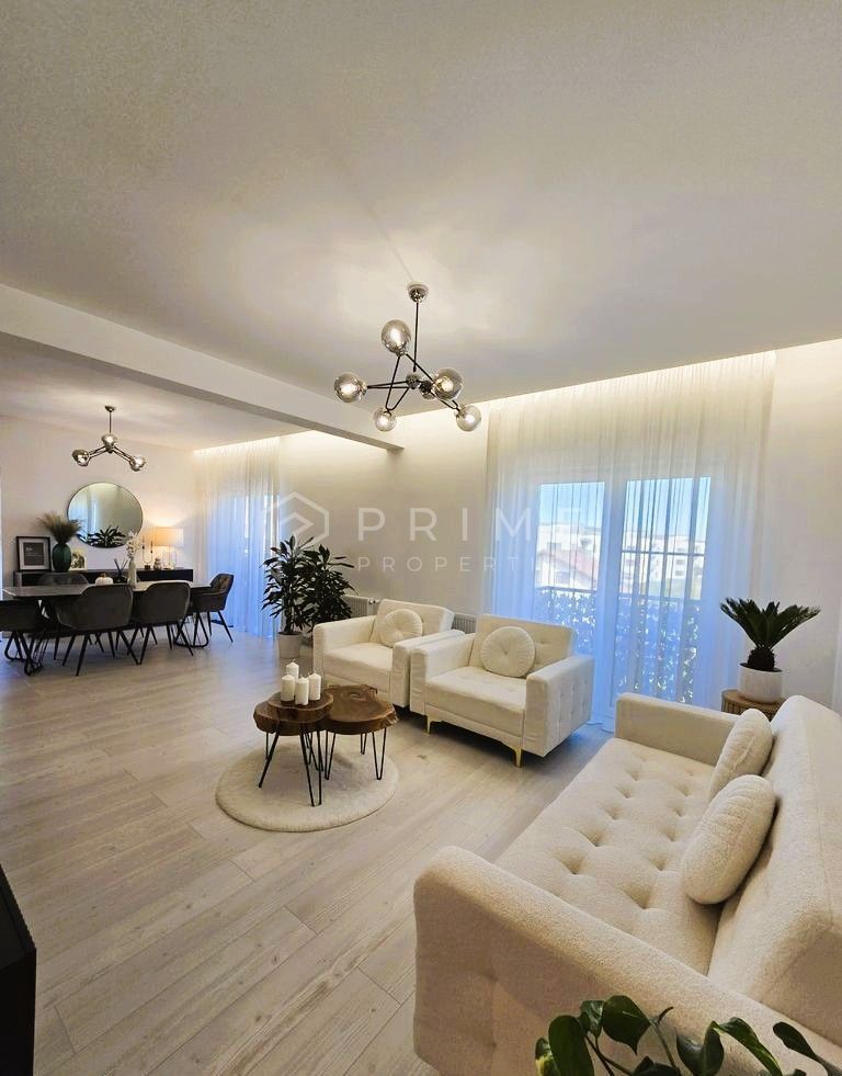 Penthouse 120 mp utili, 4 camere, cu terase generoase 60 mp, Unirii - Poză 2