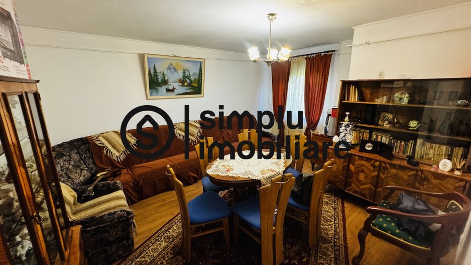3 decomandate, centrala, 1 Mai - 110 000 Euro - Poză 21