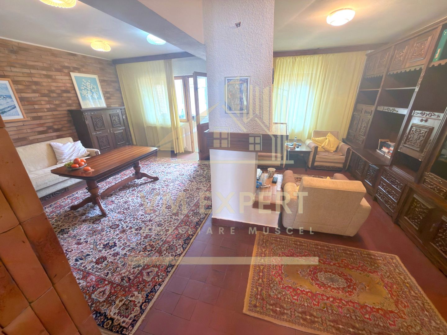 APARTAMENT 4 CAMERE ETAJ 3 CENTRU PRIMĂRIE CAMPULUNG - Poză 2