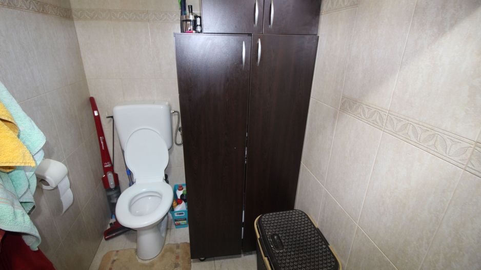 CASA-ZONA MEHALA CU DOUA FRONTURI - Poză 13