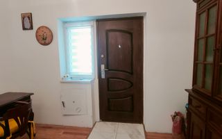 APARTAMENT ULTRACENTRAL , PIATA UNIRII, CUZA VODA 70 MP PLUS CURTE - Poză 21