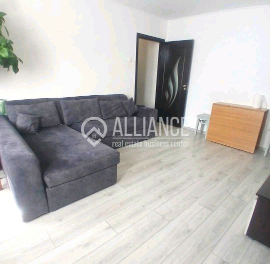 Inel 2 (COD 07) Apartament 3 camere semidecomandat - Poză 2