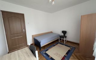 Inchiriez apartament renovat cu 4 camere, cartier Tudor, zona Fortuna - Poză 2