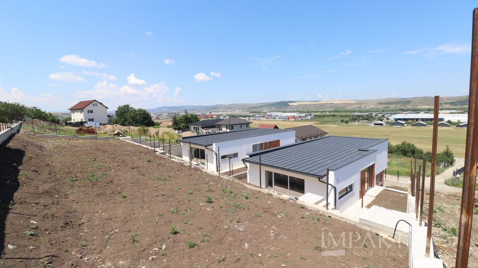 Casa individuala semifinisata, teren 600 mp, Chinteni! - Poză 6