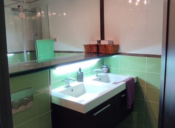 APARTAMENT MODERN DECOMANDAT BLOC 1984 ETAJ 1 CRANGASI - Poză 2