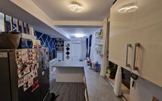 Apartament de vanzare - Poză 1