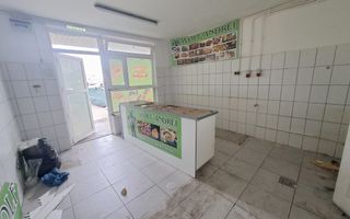 Spatiu comercial, 21 mp, Piata Cug, liber, pretabil orice afacere - Poză 1