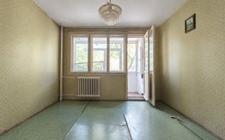 Vanzare apartament 4 camere, de renovat, Gorjului - Poză 1