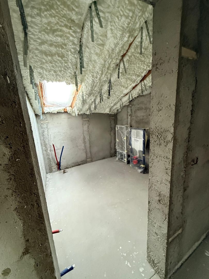 DE VÂNZARE sau SCHIMB - Vilă P+M semifinisată, zona Moara Grecilor; - Poză 7