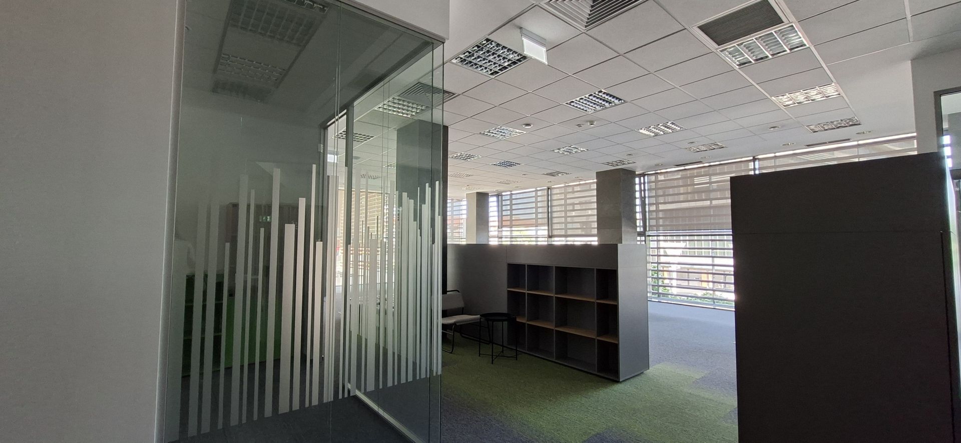 Spatiu pentru birou 258mp - Piata 700 - Poză 21
