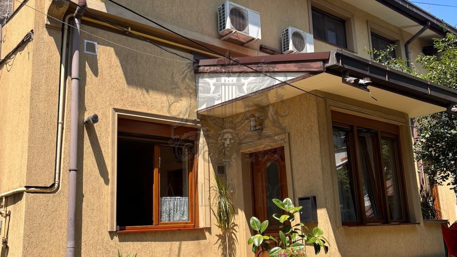 Ultracentral | Rosetti | 5 Camere | Casa Recladita in 2008 | - Poză 1