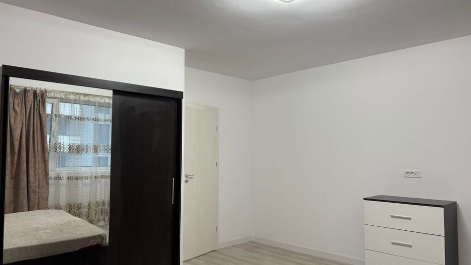 Apartament 2 camere, parcare subterană, centrală proprie, mobilat lux - Poză 1