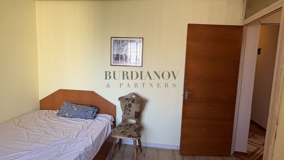 Apartament cu 3 camere - Centrală proprie - Metrou Apărătorii Patriei - Poză 8