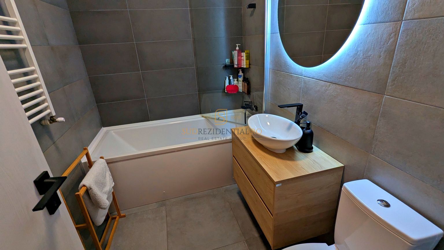 Apartament 3 camere premium –bloc boutique, 500 m de metrou Apărartori - Poză 15