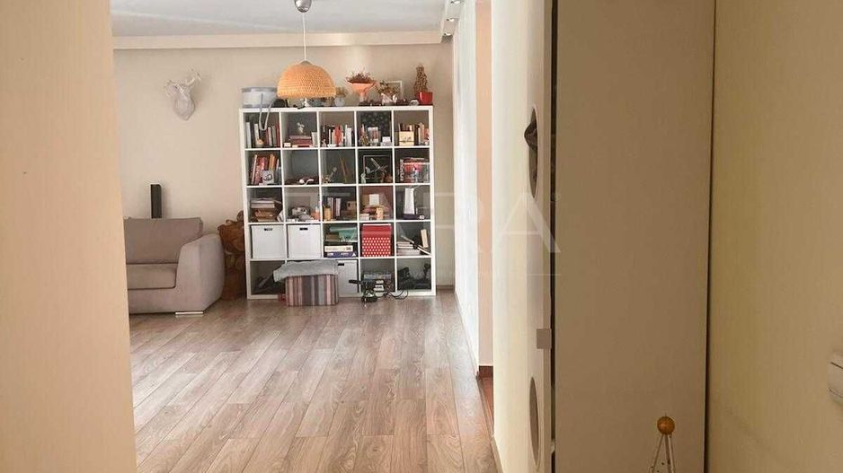 Apartament 3 camere, garaj subteran, 90mp, vedere spre pădure! - Poză 3