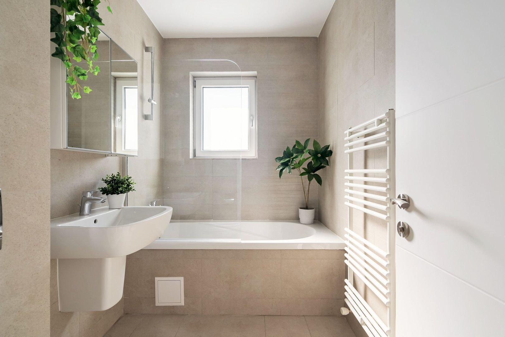 COMISION 0%-Apt 3 camere 75mp superb complet mobilat/utilat vedere lac ParcVerdi - Poză 14