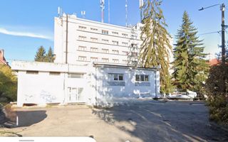 SPAȚII COMERCIALE DE INCHIRIAT ZONA ULTRACENTRALĂ CAMPULUNG - Poză 1