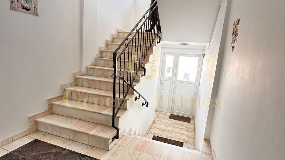 Apartament 3 camere de vanzare– Tractorul - Poză 11